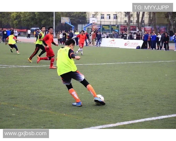 武汉足球队在挑战赛中的耐力表现分析与总结